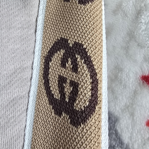 Gucci Side Double Globo Beige Shorts. - Picture 16 of 17